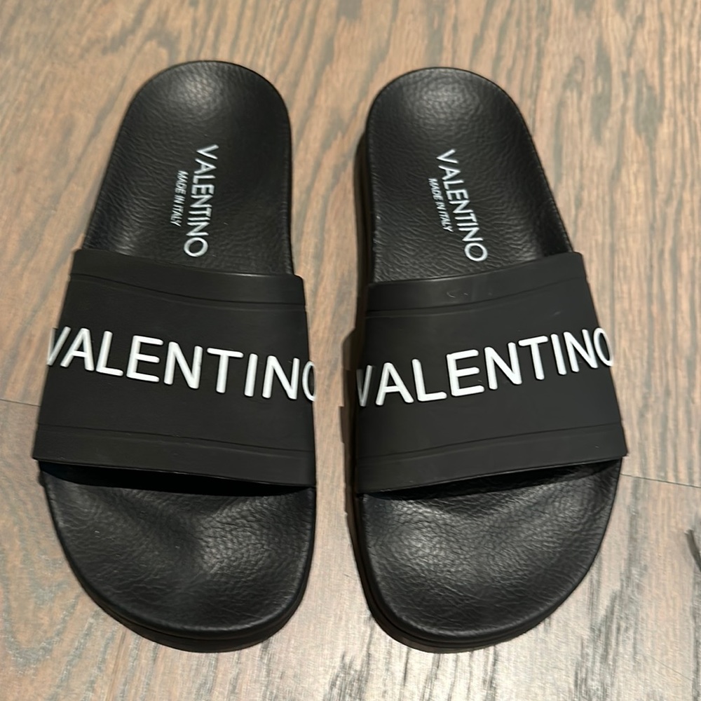 Valentino Pool Slides